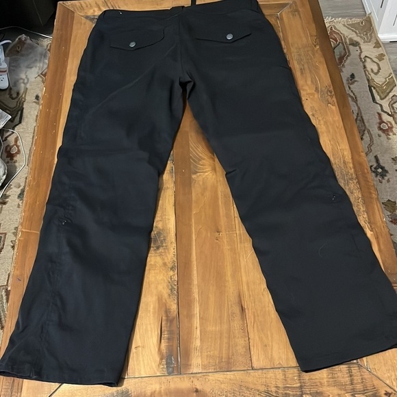 PRANA Halle hiking pants, size 14 roll up tabs, in very good condition - Picture 2 of 9